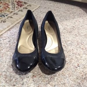 EUC Comfortable Wedges